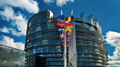 Κομισιόν: Πόροι €11 εκατ. σε οπτικοακουστικά ρεπορτάζ για θέματα ΕΕ